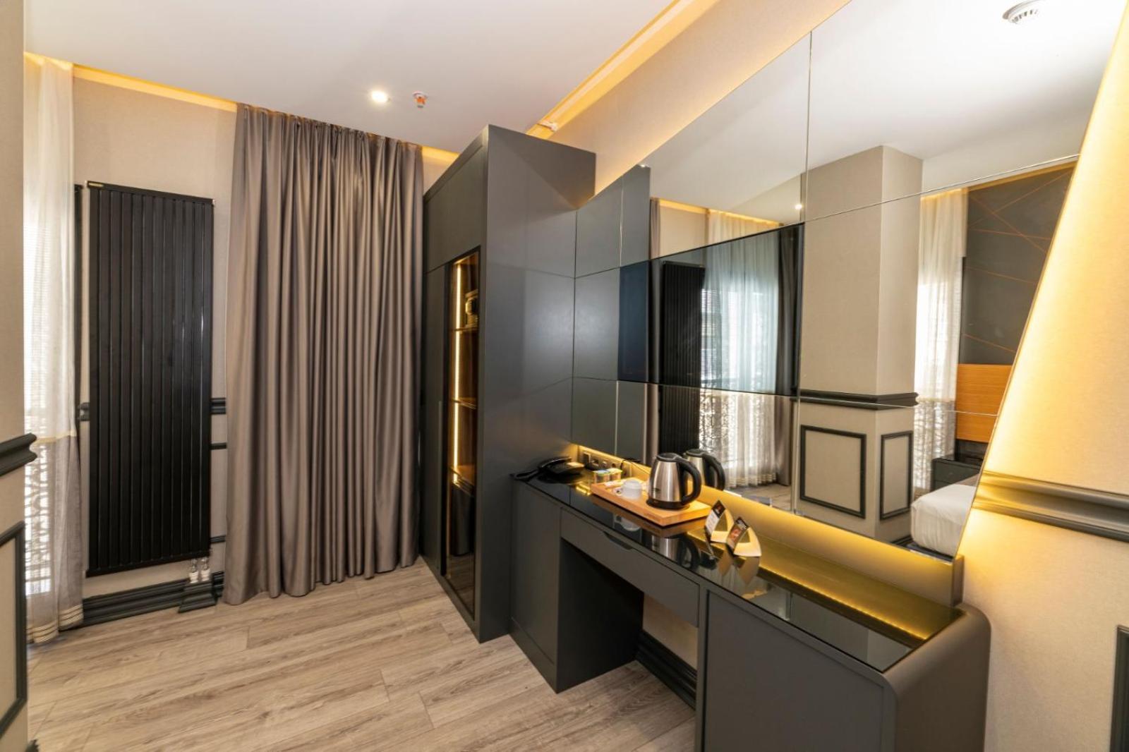 Confores Hotel Istanbul Exterior foto